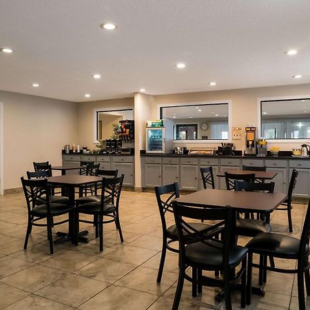 Quality Inn Grand Blanc - Flint South Exteriör bild